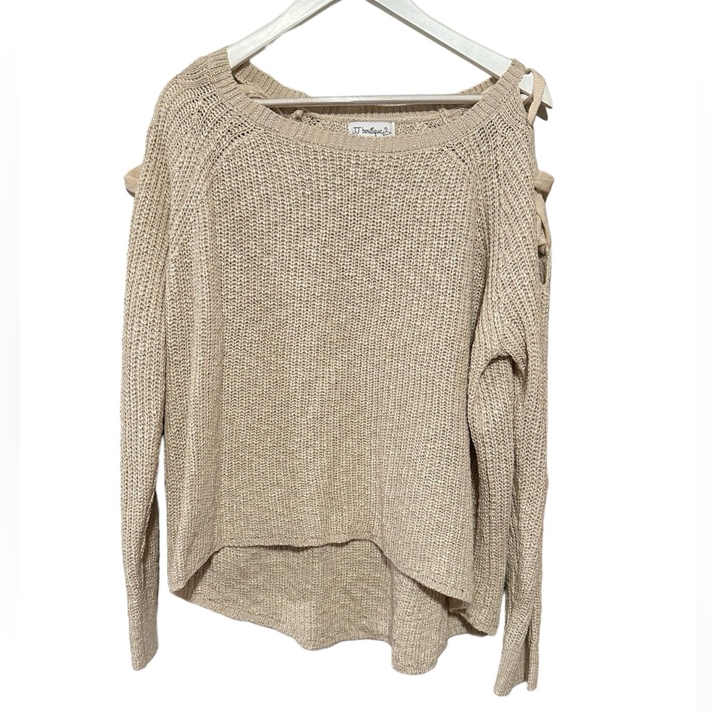 Boutique Top Size XL knitted shoulders